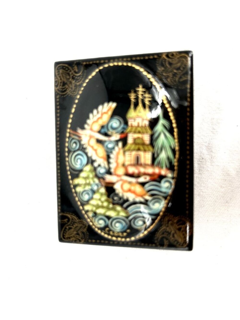 Russian Lacquer Trinket Box Church Building Scene 2.5" x 2"